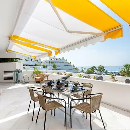 Genteel Parque Del Sol Apartment